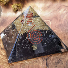 โหลดรูปภาพลงในเครื่องมือใช้ดูของ Gallery Black Tourmaline Power Pyramid
